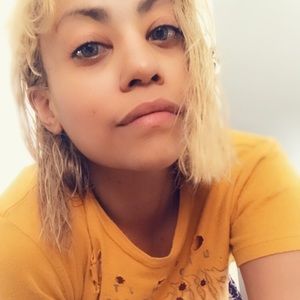 Meet your Posher, Celeste